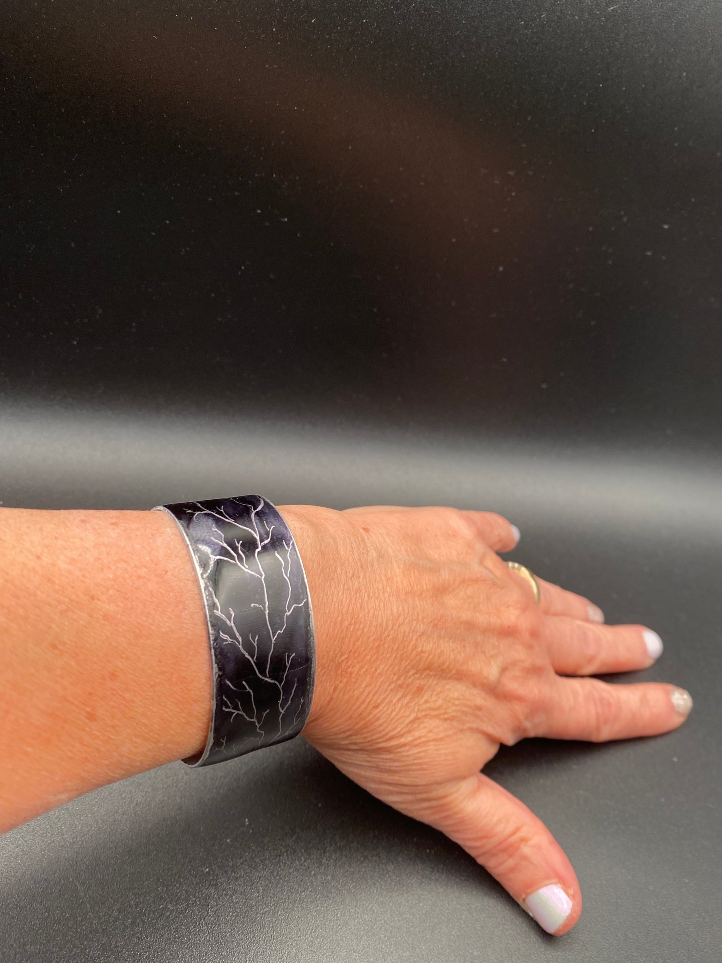 Aluminum Cuff (Black)