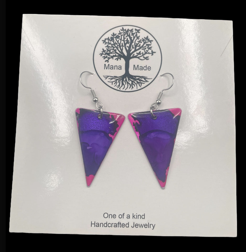 Aluminum Triangle Earrings (Deep Purple)