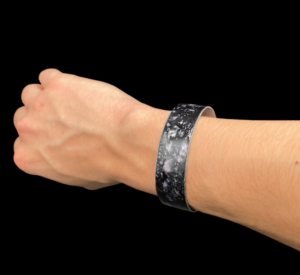 Aluminum Cuff (Black)