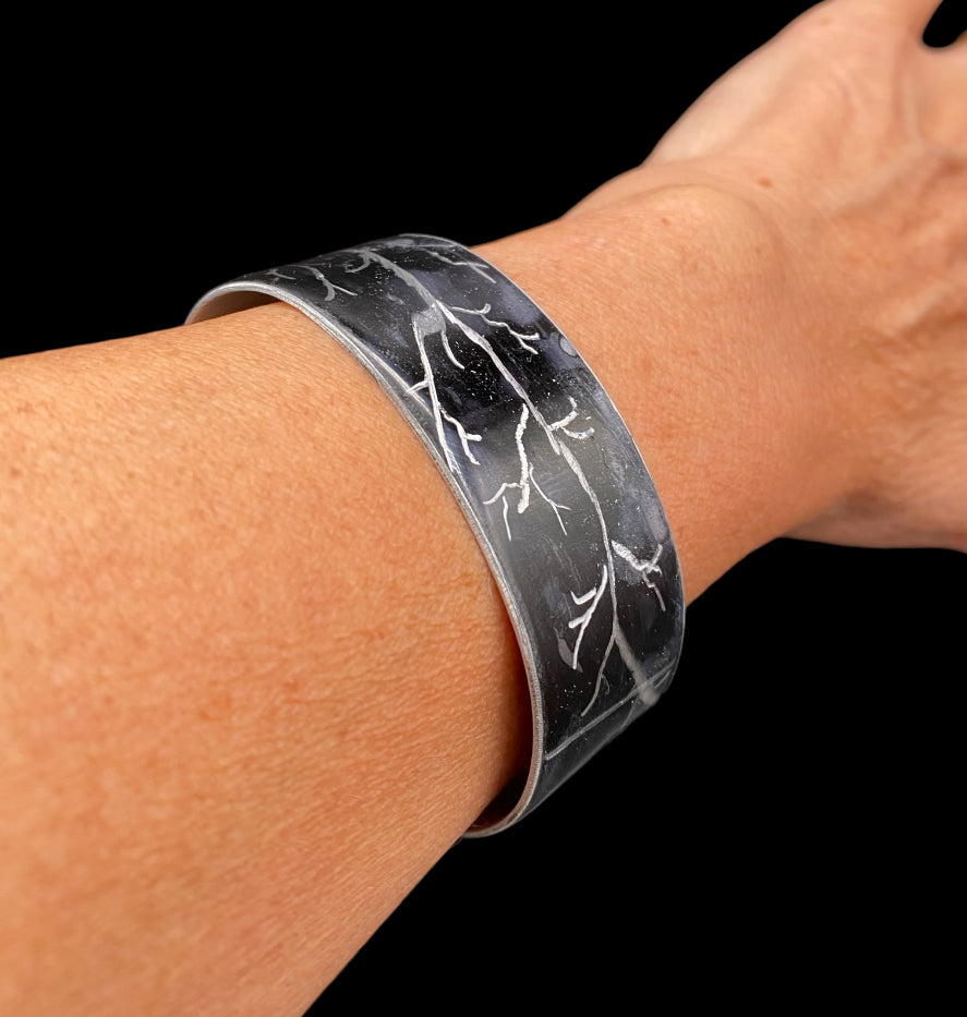 Aluminum Cuff (Black)