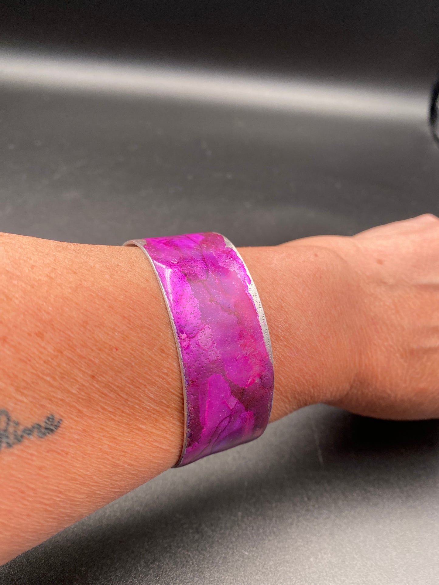 Aluminum Cuff (Pinkish Purple)