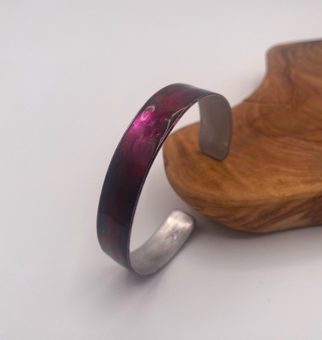 Aluminum Cuff (Purple & Violet)